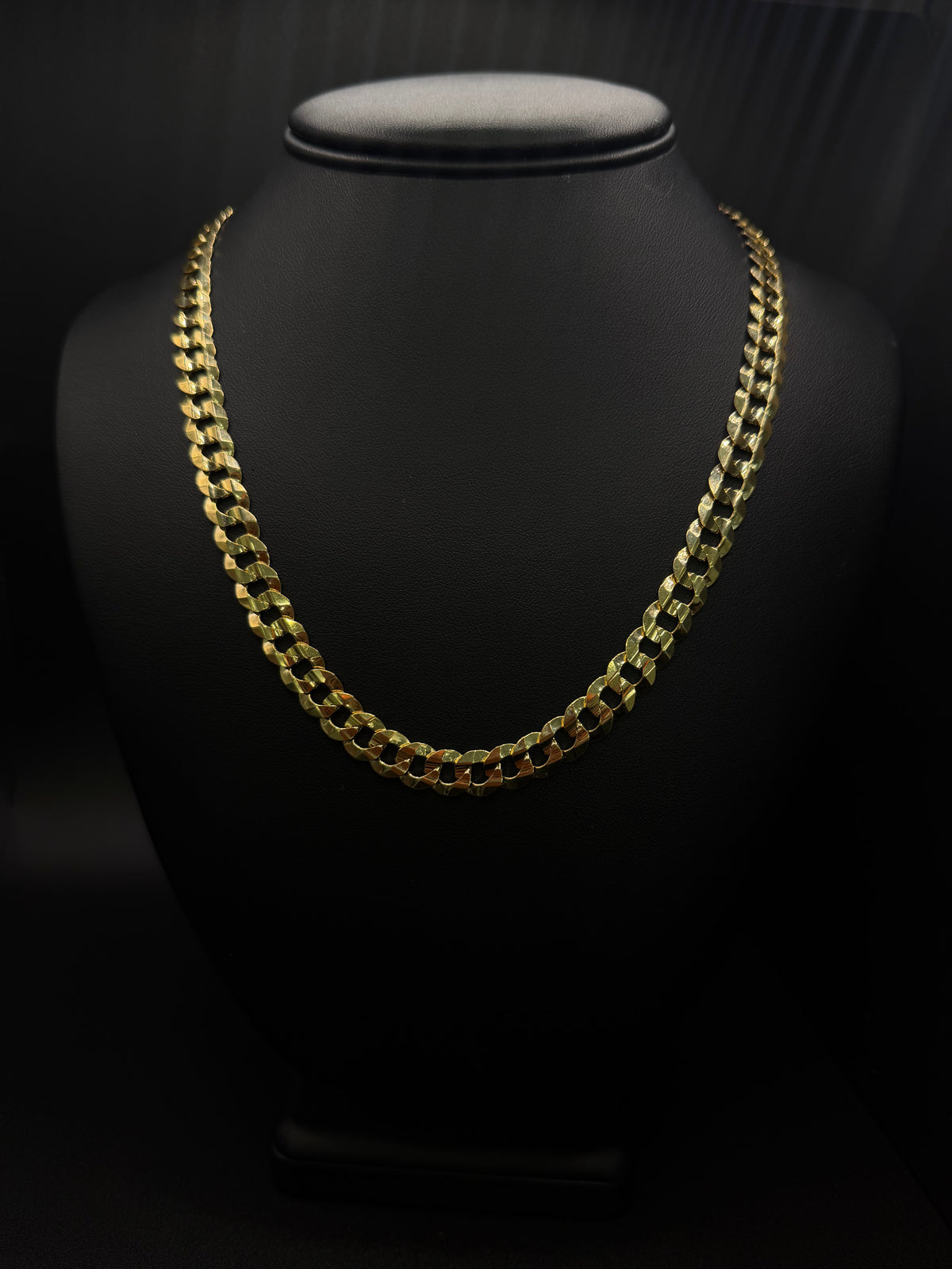 Cuban link chain 10K Gold